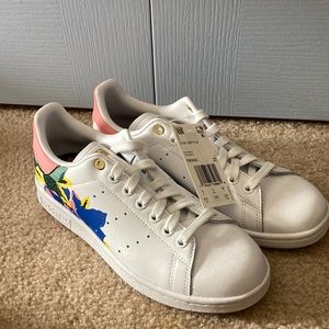 Adidas Stan Smith Sneakers!